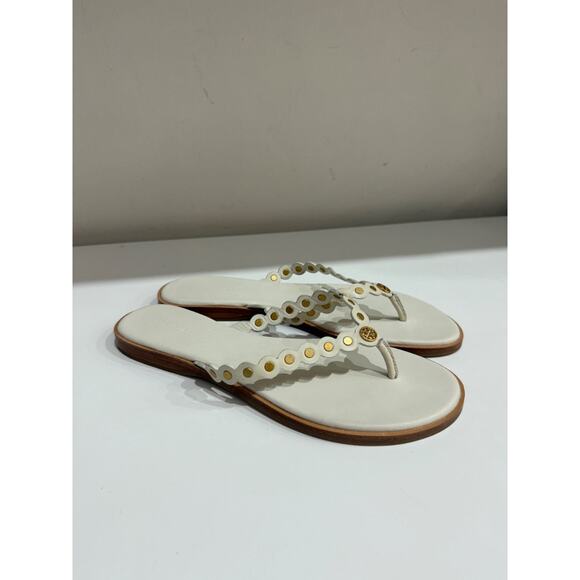 NWT Tory Burch Benton Scalloped Slip On Flat Thong Sandals White Womens Size 9.5 - Picture 3 of 6